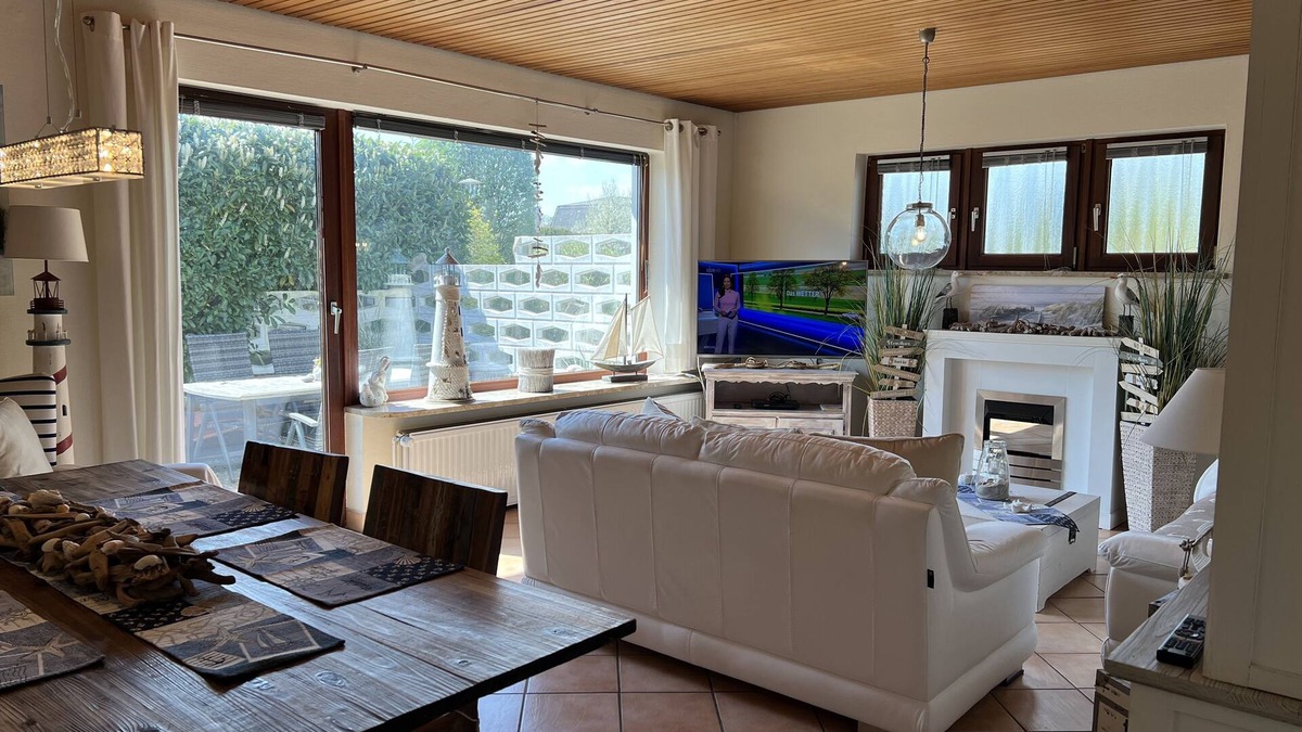 Niendorf Apartment | Ferienwohnung "sonnenterrasse" bis 4 Personen - Ferienhaus Sonne