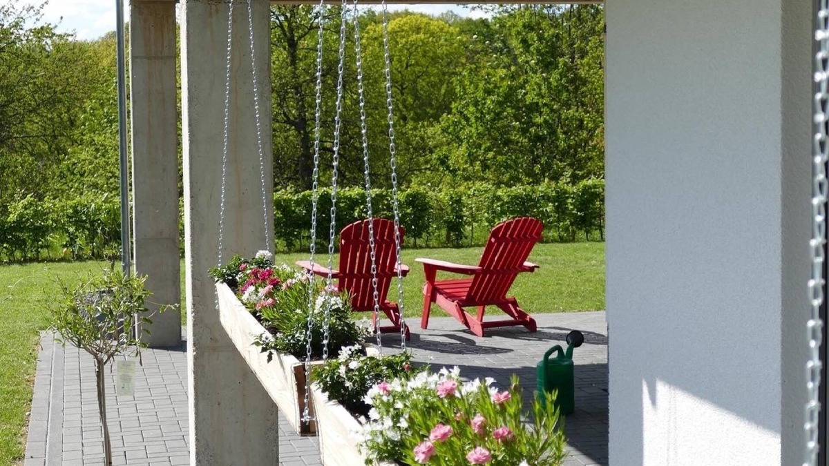 Friesenhagen Condo | Ferienwohnung Sankt Anna