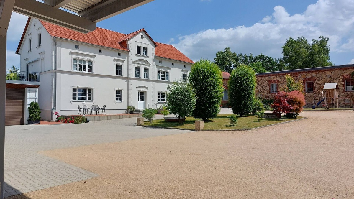 Schoepstal Apartment | Ferienwohnung Schöpstalblick