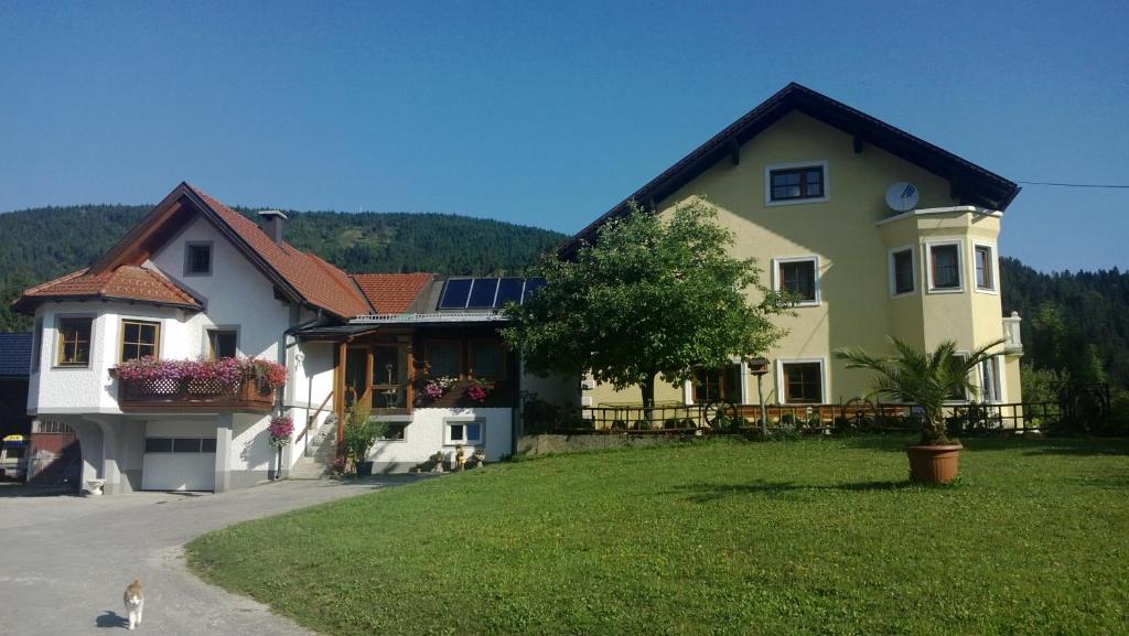 Lunz am See Apartment | Ferienwohnung Schlögelhofer