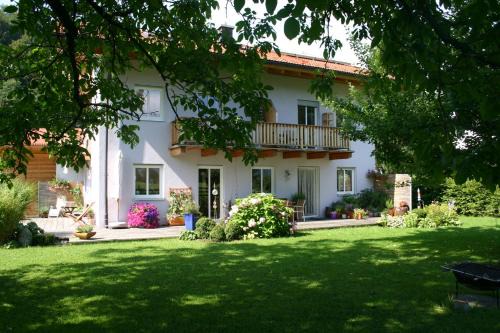 Muhlbach Apartment | Ferienwohnung Schmid Ursula