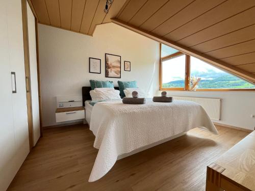 Gersfeld Apartment | Ferienwohnung Simmelsbergblick