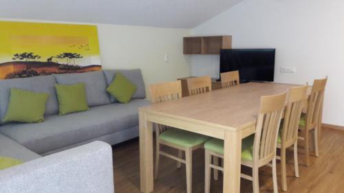 Damuels Apartment | Ferienwohnung Sonnalpen