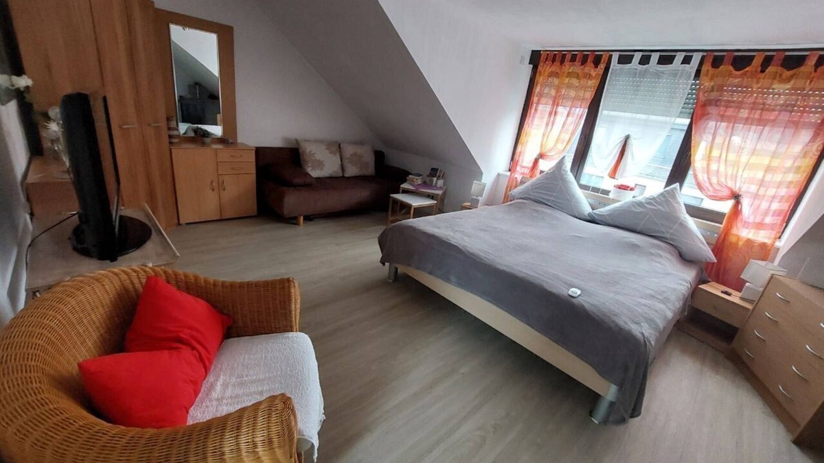Zewen Apartment | Ferienwohnung Sonnchen Maisonette