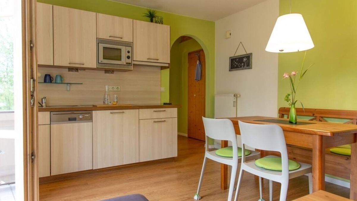 See Apartment | Ferienwohnung Sonnenblume für 4 Personen, 2 Schlafzimmer, Balkon, 59 m²