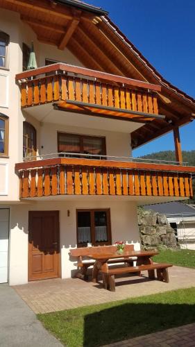 Kalberbronn Apartment | Ferienwohnung Sprauer