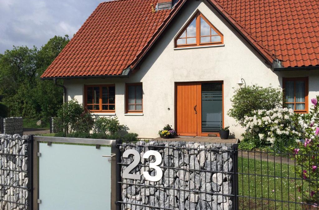 Raben Steinfeld Apartment | Ferienwohnung Störblick Schwerin