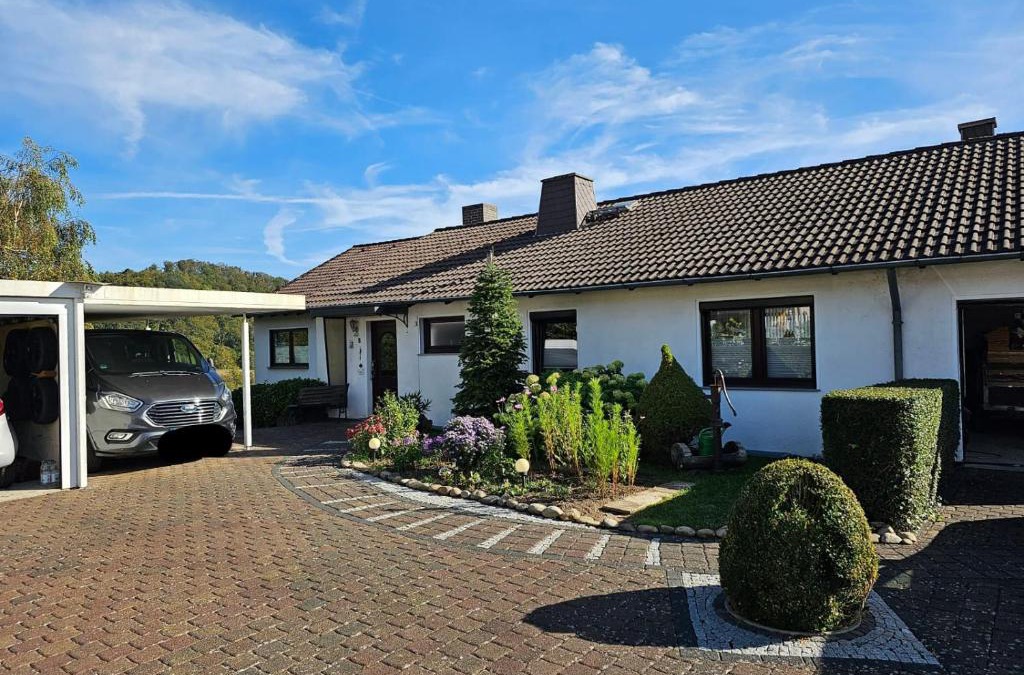 Ahnatal Apartment | Ferienwohnung Talblick