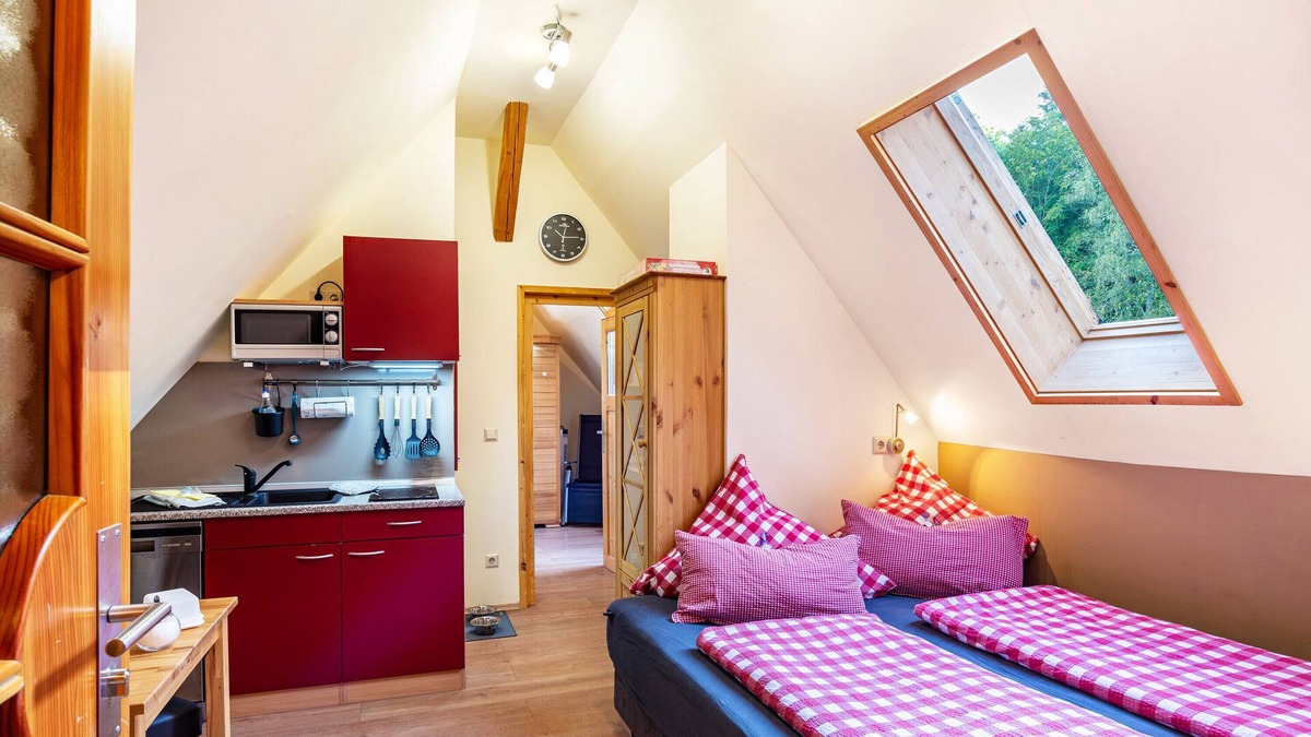 Enzklosterle Apartment | Ferienwohnung Tannenwipfel, 40qm, 1 Wohn-/Schlafzimmer, max. 2 Personen