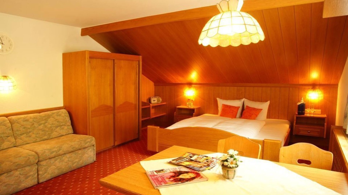 Jerzens Apartment | Ferienwohnung Taubenschlag - Landhaus Raich