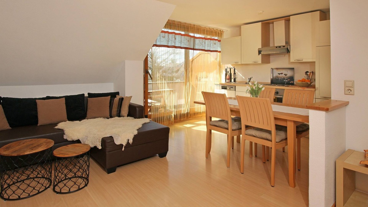 Oberrotweil Apartment | Ferienwohnung Typ 2, 60 qm mit Balkon und 2 Schlafzimmern für max. 4 Personen
