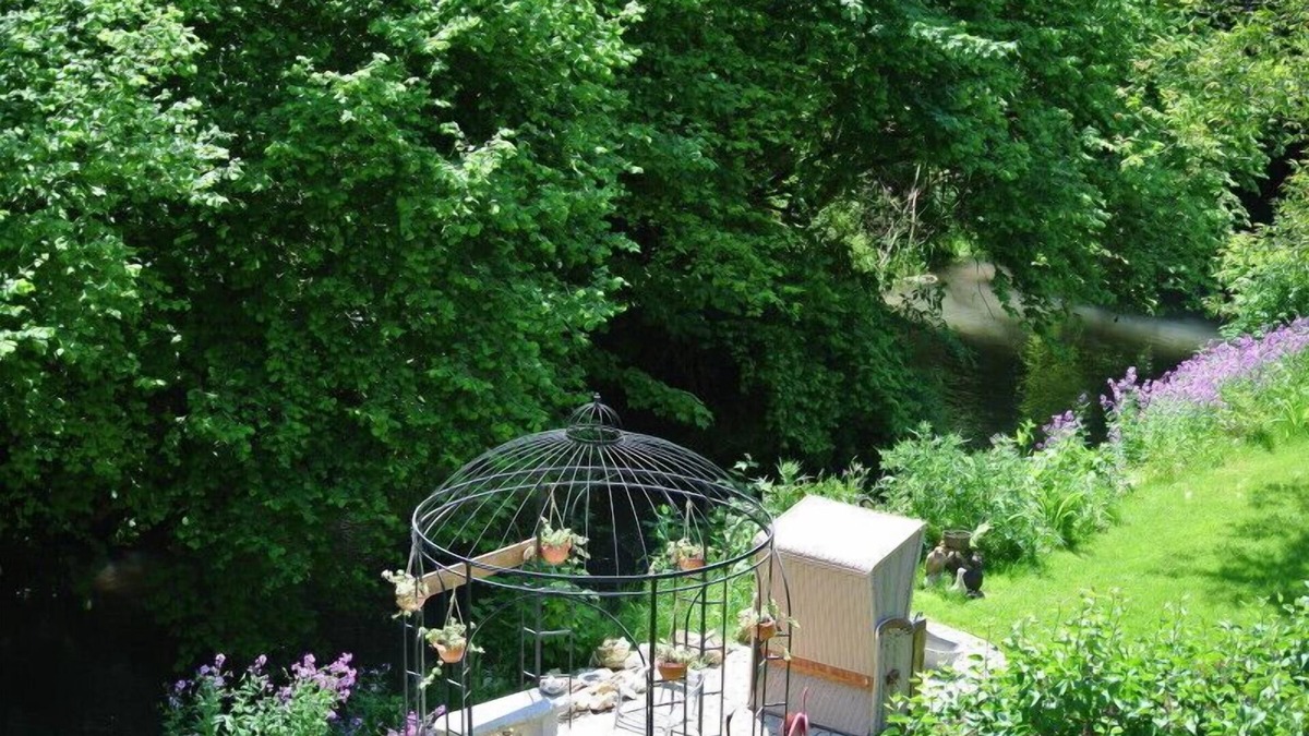 Hayingen Apartment | Ferienwohnung Typ A, 45 qm, Wohn-/schlafzimmer, Großes Badezimmer, Max. 2 Personen