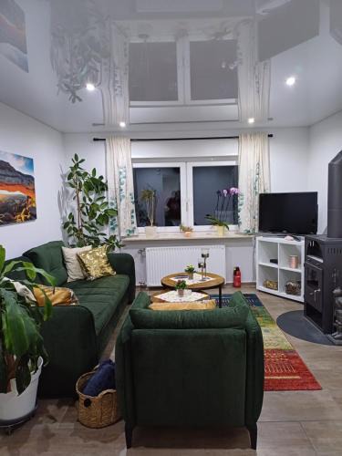 Hinterweidenthal Apartment | Ferienwohnung Unterm Rappenfels
