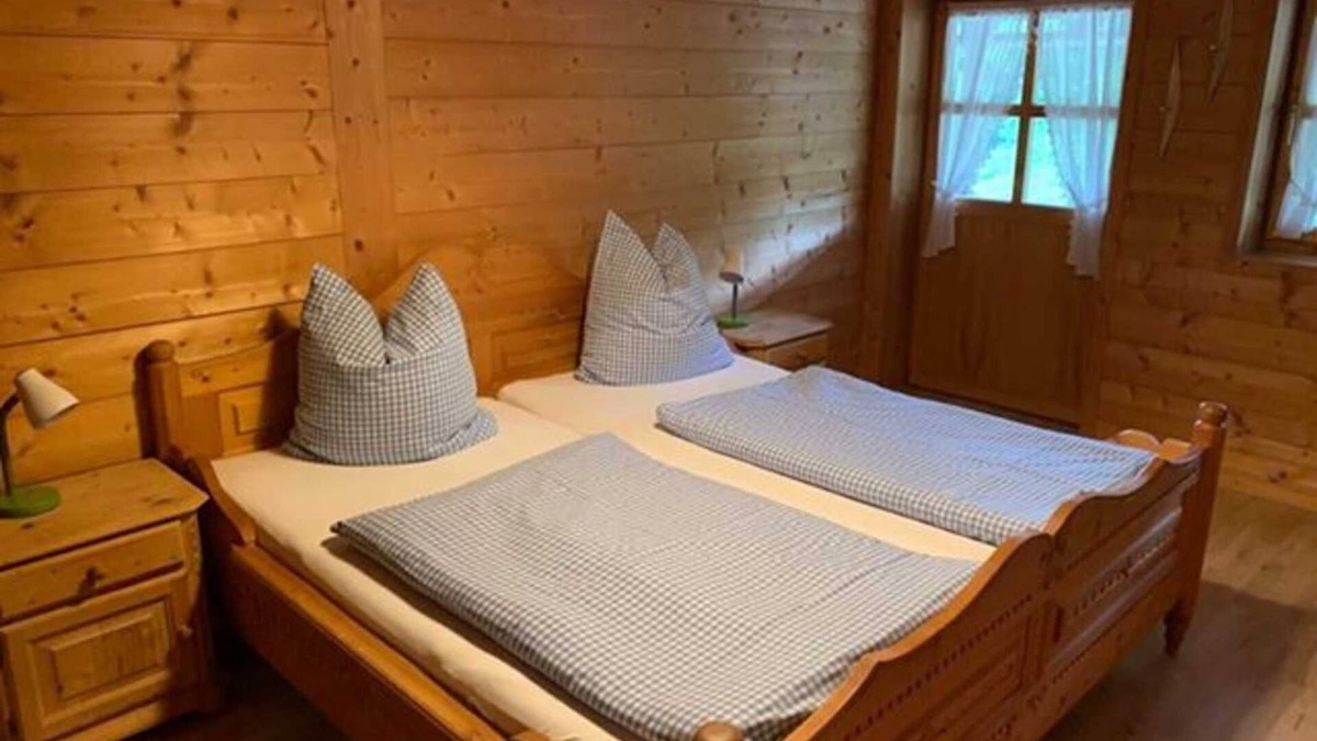 Spitzingsee Cabin | Ferienwohnung Untere Firstalm - Berggasthof Obere Firstalm