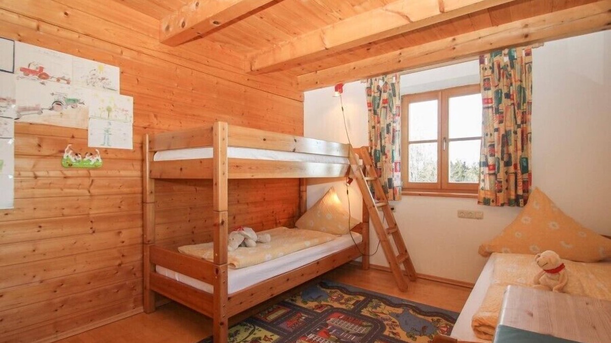 Traunstein Apartment | Ferienwohnung "waldblick" 80m², Eg-anbau 2 Pers., Nichtraucher, W-lan