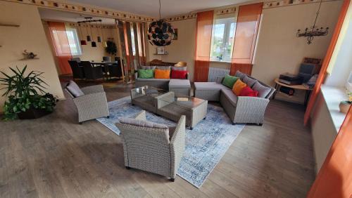 Burgau Apartment | Ferienwohnung Wiesental 89331 Burgau, Wiesentalstrasse 1