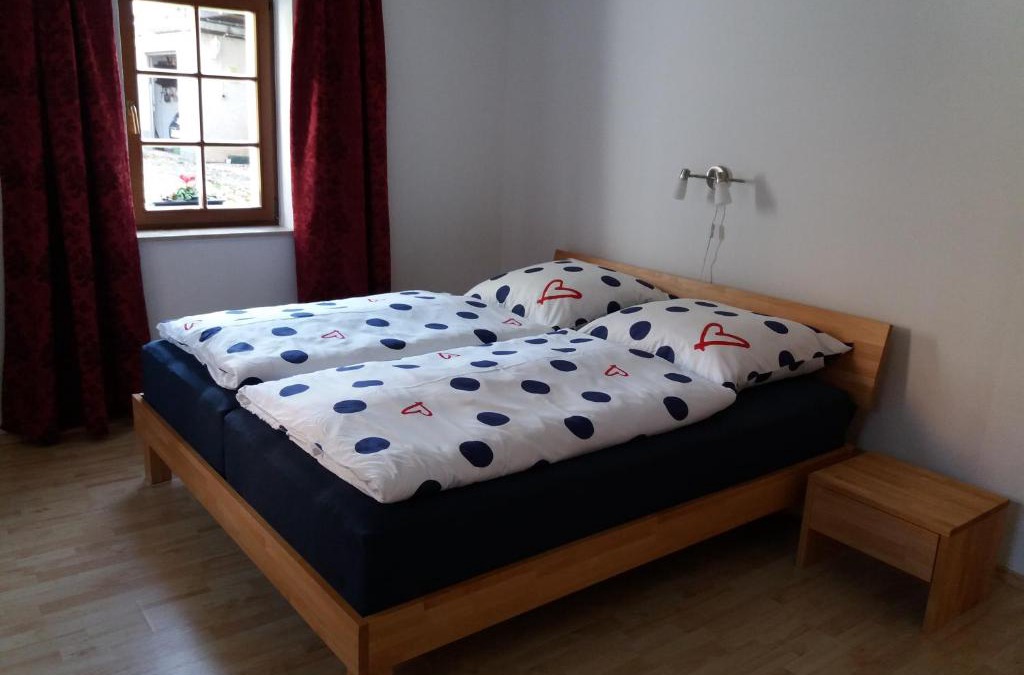 Oberschona Apartment | Ferienwohnung Wolf