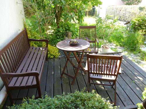 Zella/Rhon Apartment | Ferienwohnung Zenti Ortsteil Zella