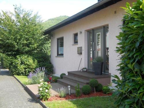 Ockfen Apartment | Ferienwohnung Zum Geisberg