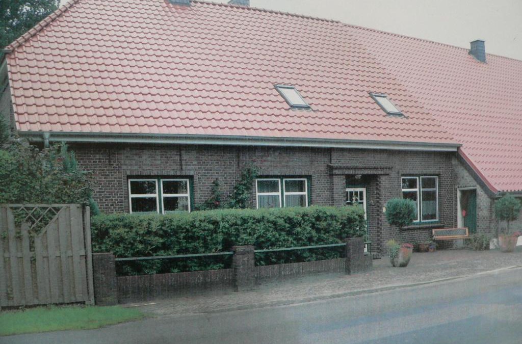 Zetel Apartment | Ferienwohnung Zum grünen Holz
