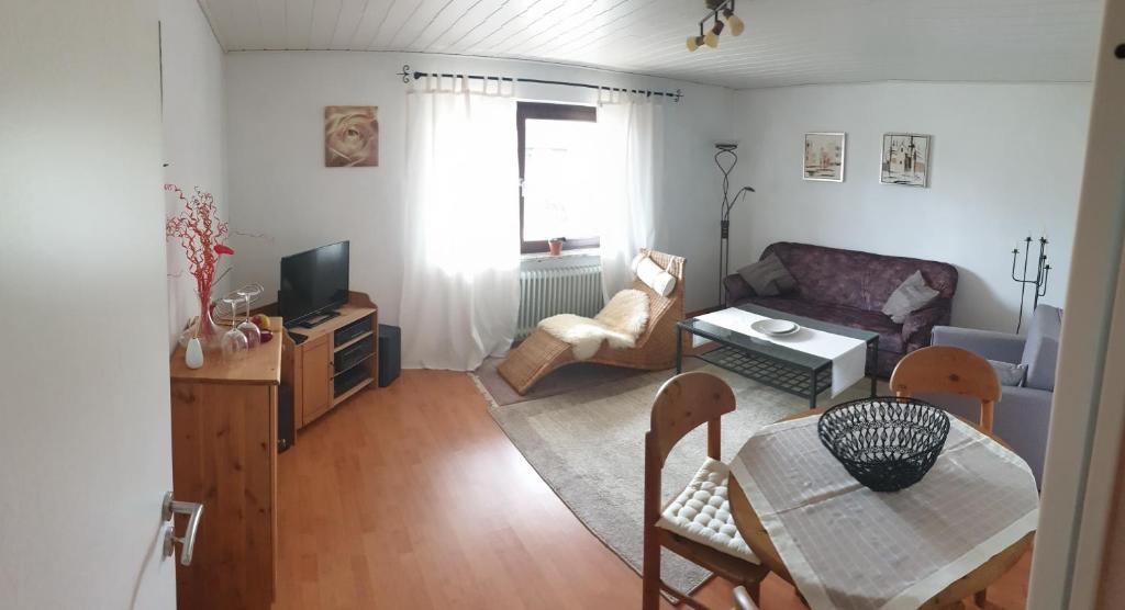 Dorfles-Esbach Apartment | Ferienwohnung -Zur Sonnenleite-