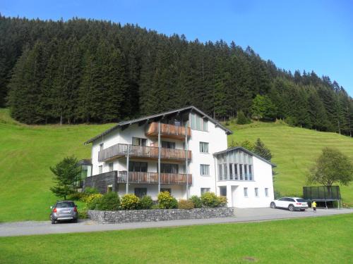 Damuels Apartment | Ferienwohnungen Abel