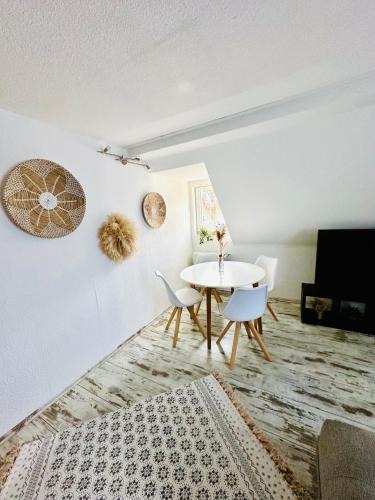 Hof Apartment | Ferienwohnungen Dörte & Stella Hof Saale