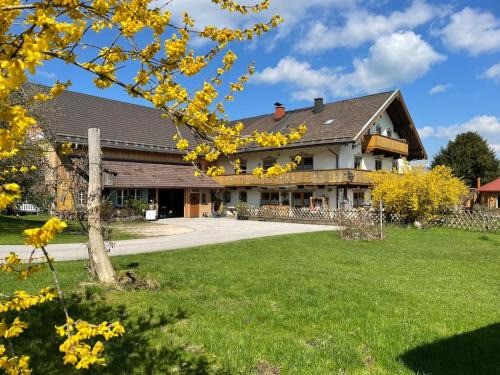 Weissbach Apartment | Ferienwohnungen Dopplerhof