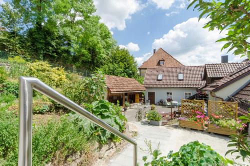 Hollfeld Apartment | Ferienwohnungen Handwerger