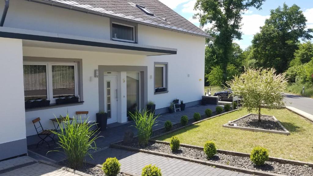 Valwig Apartment | Ferienwohnungen Haus Talblick