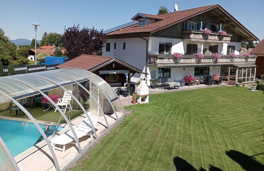 Habischried House | Ferienwohnungen König