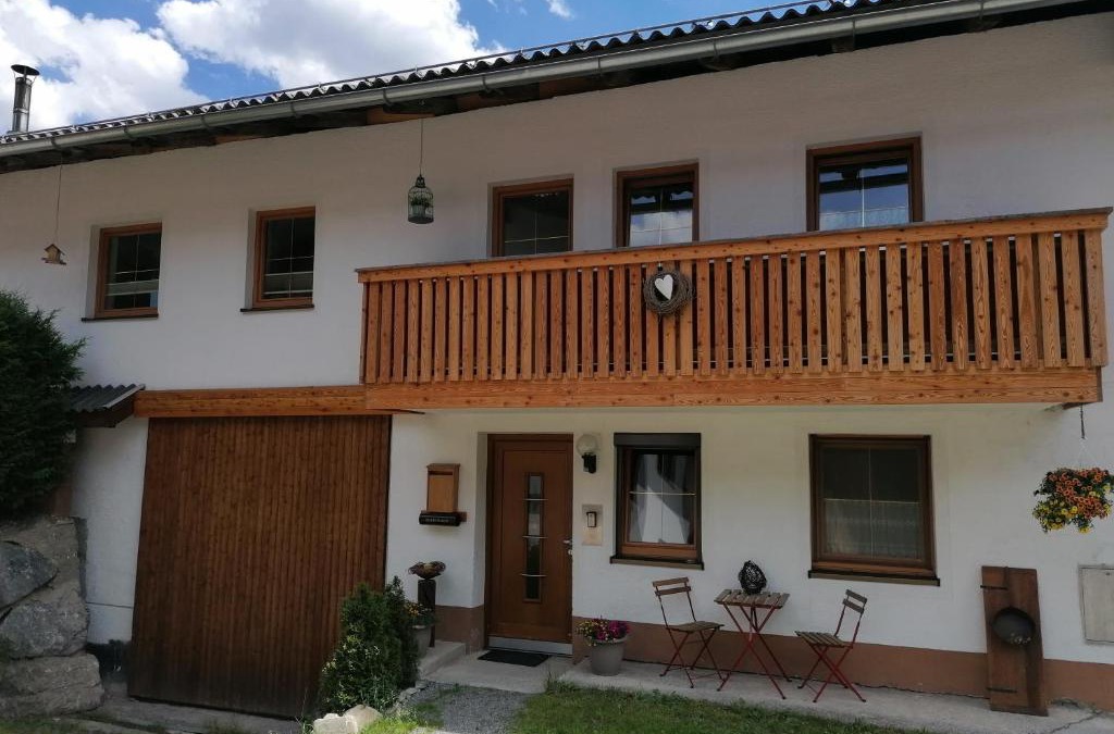 Elbigenalp Apartment | Ferienwohnungen Momo