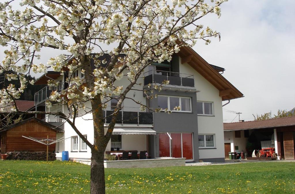 Oberperfuss Apartment | Ferienwohnungen Simon - Hauserhof