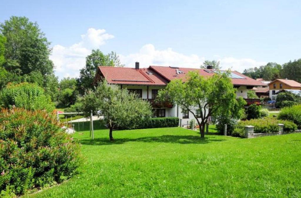 Zachenberg Apartment | Ferienwohnungen und Ferienhaus Kronner