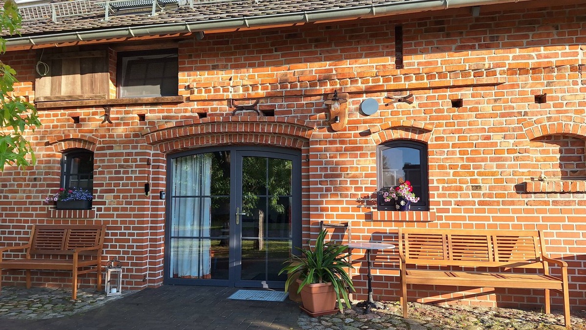 Neu Zauche Apartment | Ferienwohnungen " Zum Fährmann"