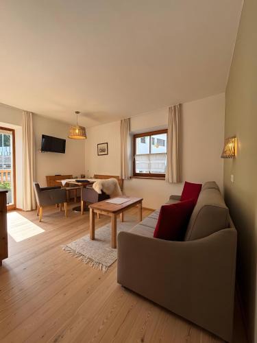 Burgusio Apartment | Ferienwohnungen Zwick Spinei