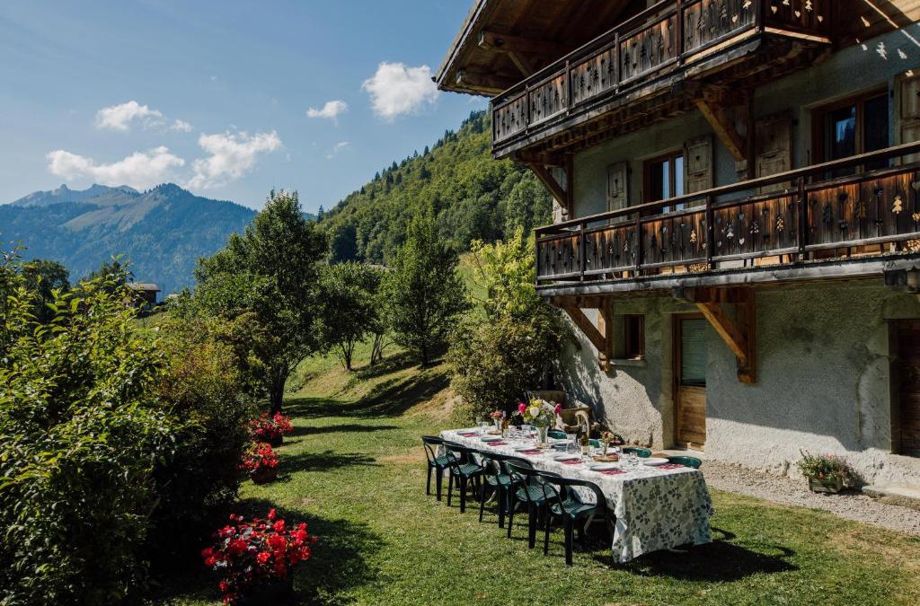 Montriond Ski Chalet | Ferme A Jules - Stunning Farmhouse sleeps up to 26