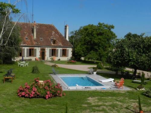 Mercy House | Ferme charmante avec animaux, piscine chauffée et tout confort en Sologne Bourbonnaise - FR-1-489-368