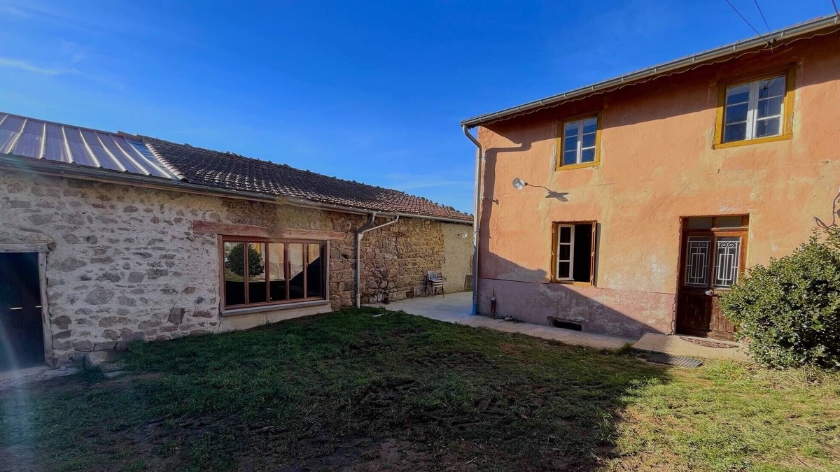 Saint-Priest-la-Vetre Other | Ferme Rénovée en Altitude Avec Dépendances, Pour Familles, Groupes et Évènements