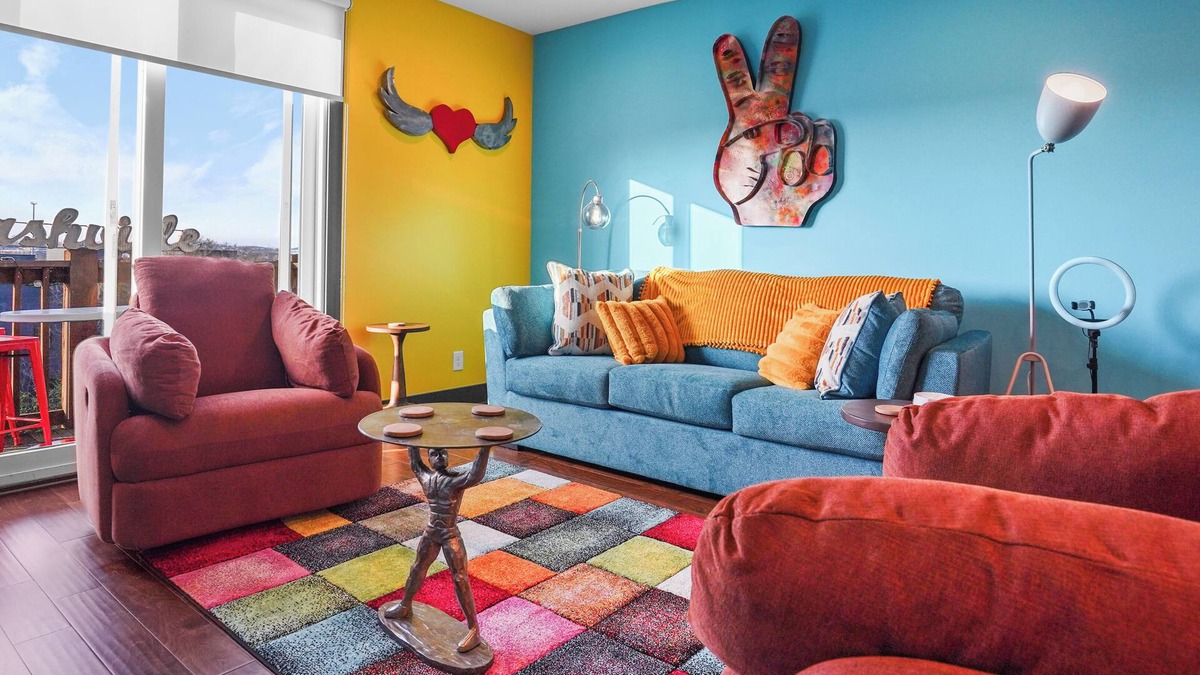 Katie Hill Neighborhood House | Fern Haven 13–Sleeps 6–Perfect Family Retreat