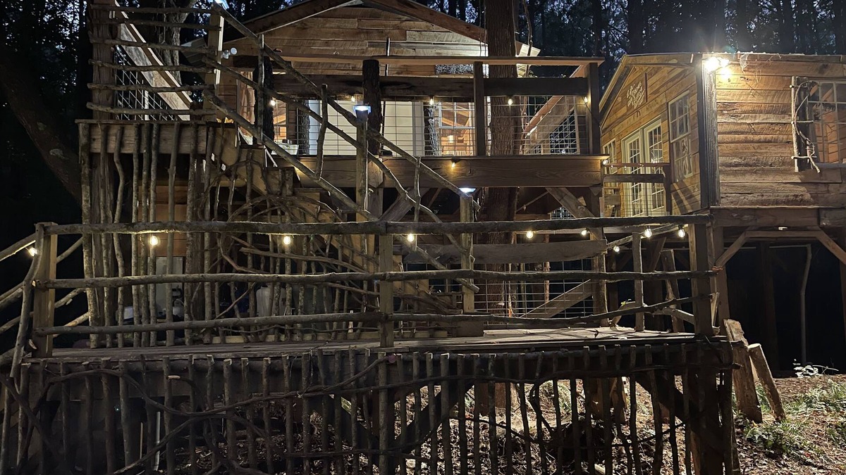 Tishomingo Cottage | Fern Hollow Treehouse, rustic escape cozy romantic