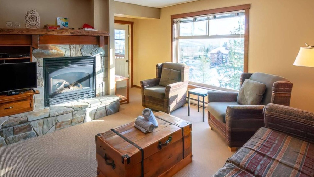 East Kootenay Condo | Fernie - Snow Creek Lodge #311