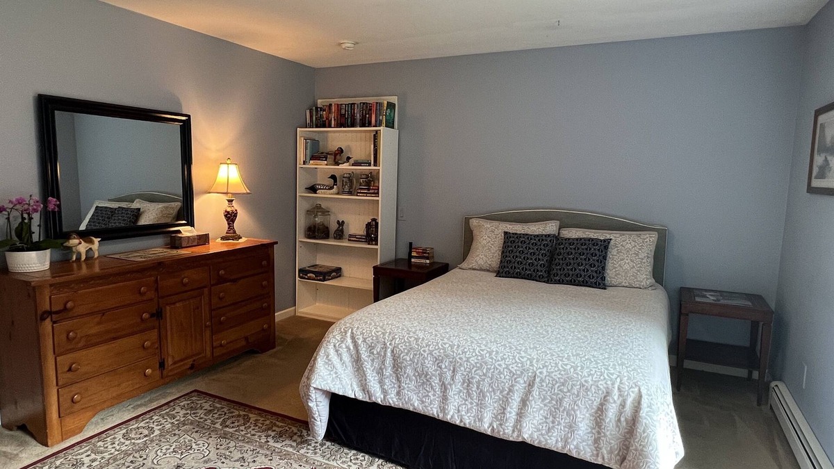 Milford Apartment | Fernwood Guesthouse Garden Room, 1 of 2, near Dreams Park and Arnold Lake