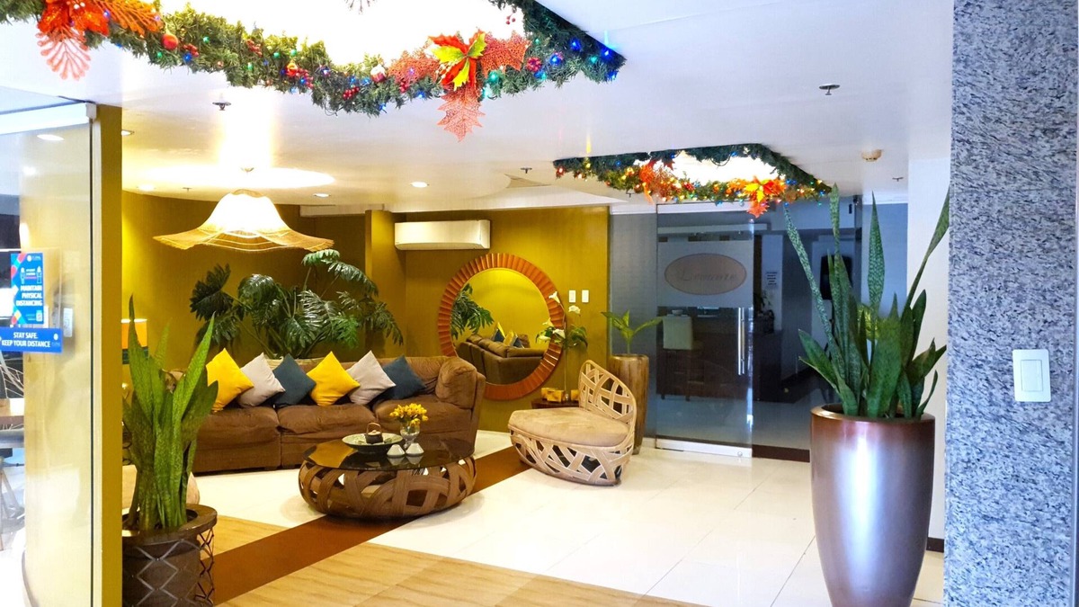 Palanan Hotel | Festive Hotel Makati