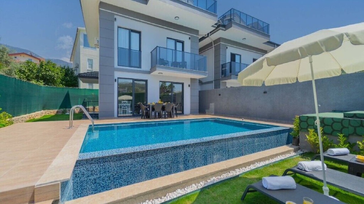 Hisaronu Villa | FETHİYE ÖLÜDENİZ DE ÖZEL HAVUZLU LÜKS VİLLA