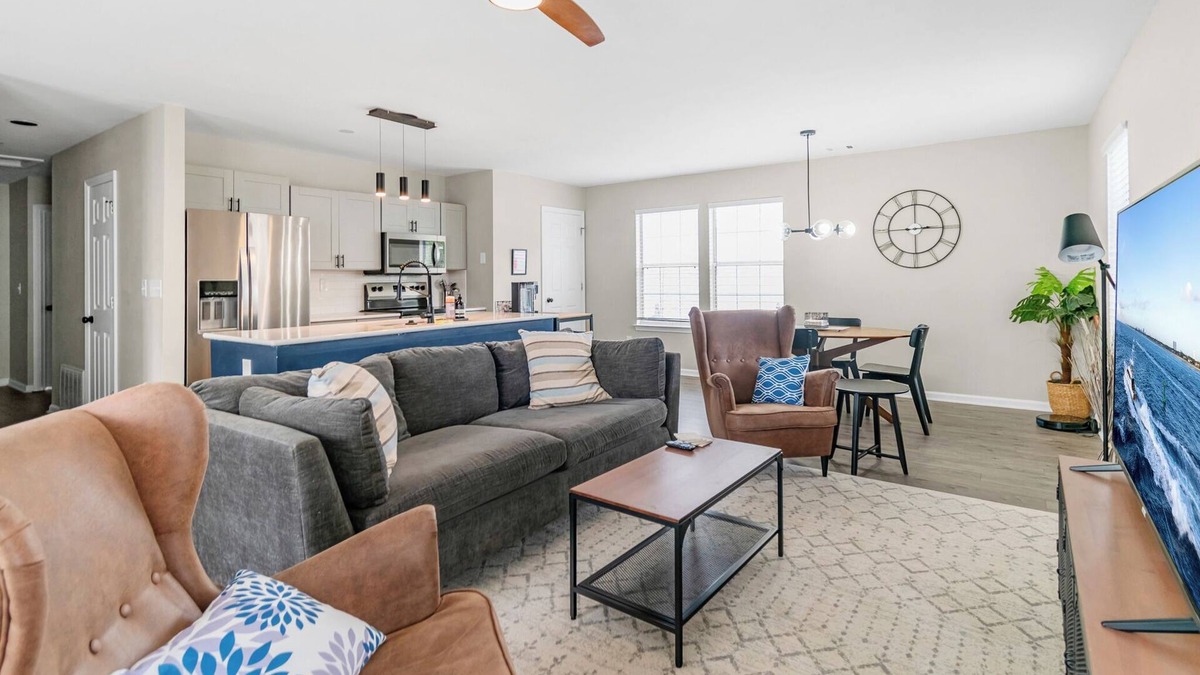 Pineville Cottage | Few Mins to Ballantyne-Pet Friendly-1 Level Home