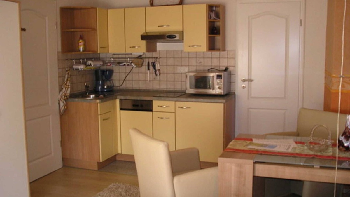 Bergen auf Ruegen Apartment | Fewo 3 - holiday home To Hus WE143