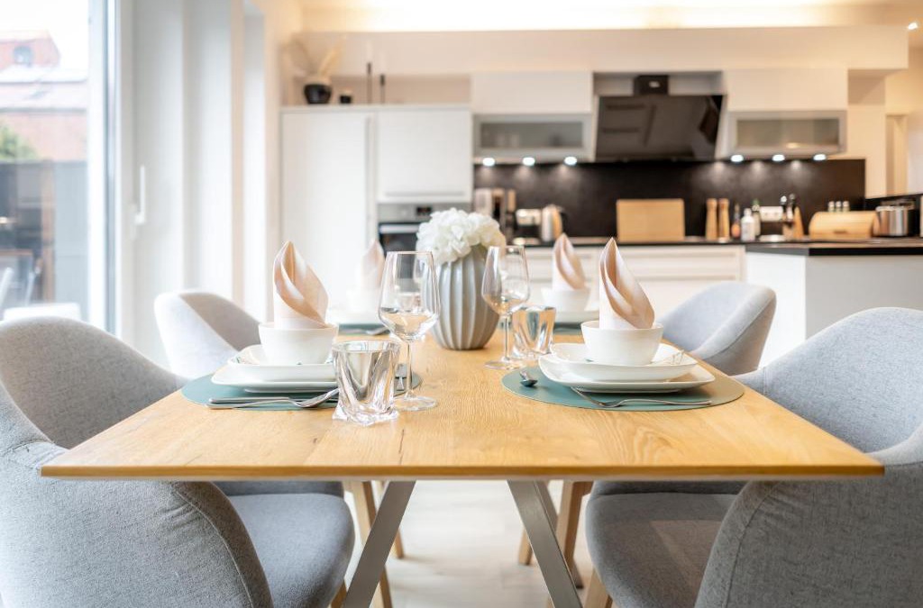 Emden Apartment | FEWO am Schwanenteich mit Dachterrasse - Innenstadt