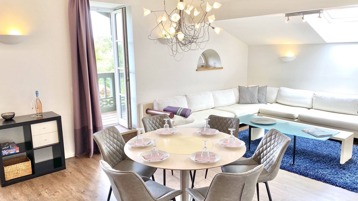 Rottau Apartment | Fewo Chiemseeluft bis 6 Personen, 172 qm, 3 Separate Schlafzimmer