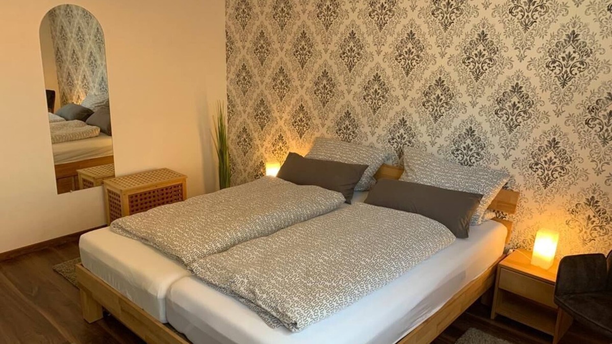 Ruedesheim am Rhein Apartment | 👉 Fewo Emma 👈 Ihre Ruhige & Zentral Gelegene Kernsanierte Ferienwohnung!